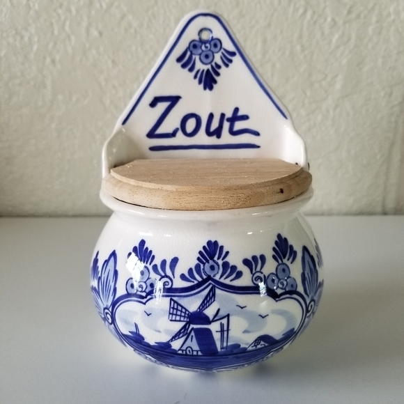 Delft Dutch | Vintage Wall Mount Zout "Salt" Cellar Box - Picture 1 of 7
